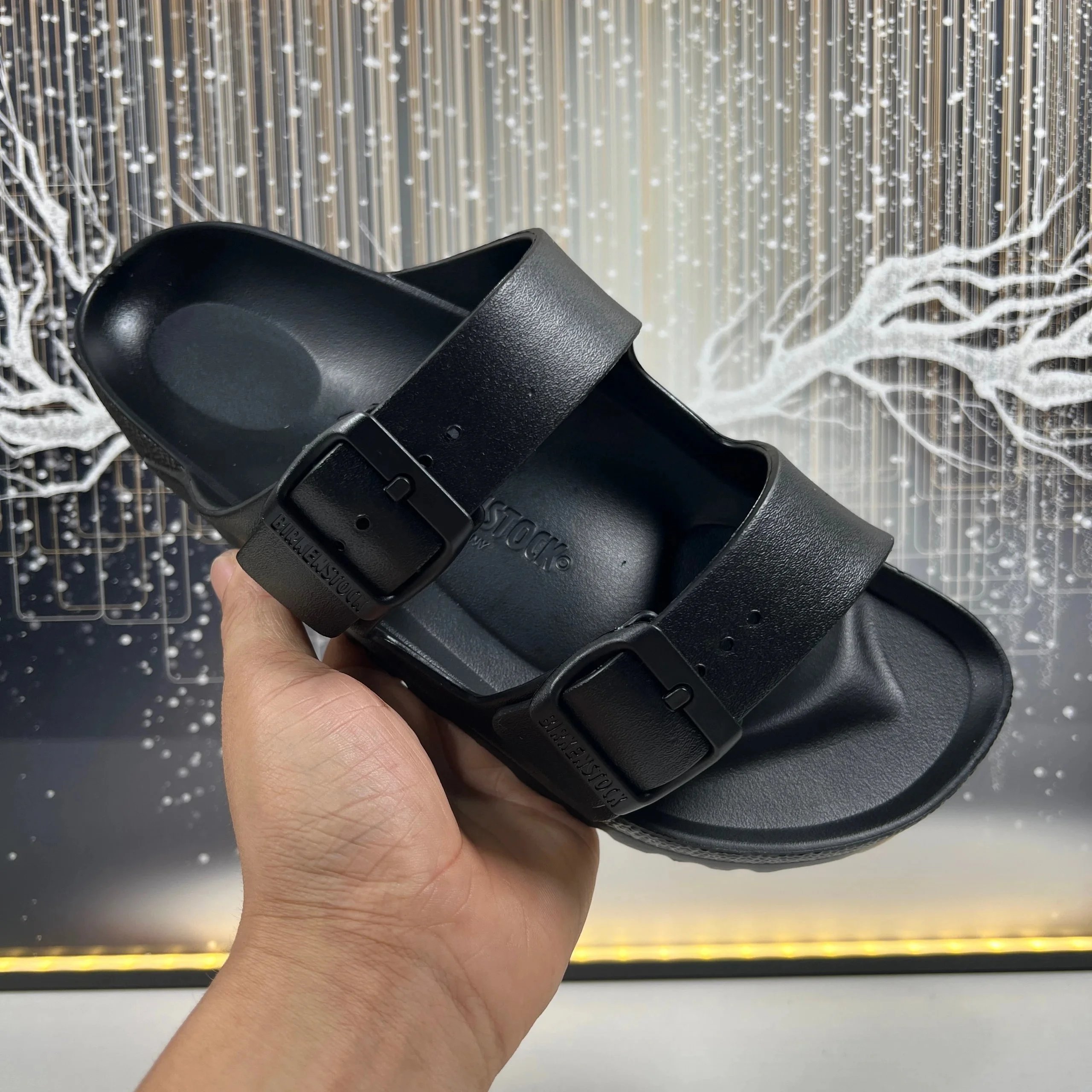 129421 Black