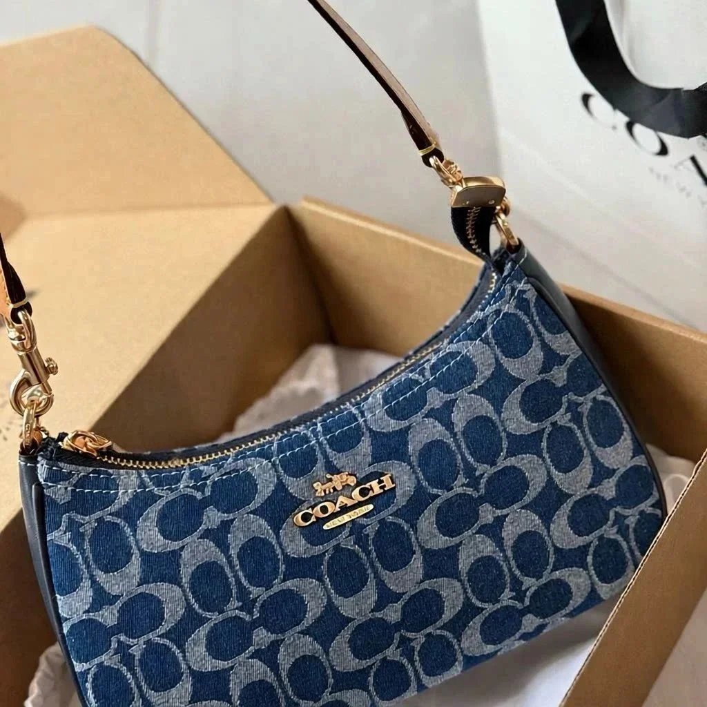 Fashion shoulder bag collection