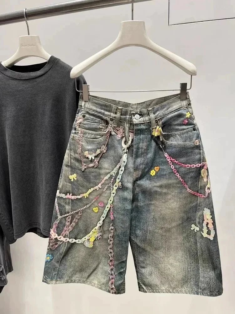 Shorts from Yin Kuang's Shop