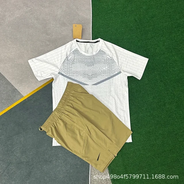 Nike Matching Sets Short-Sleeve Running T-Shirt and Shorts Set product detail image 9