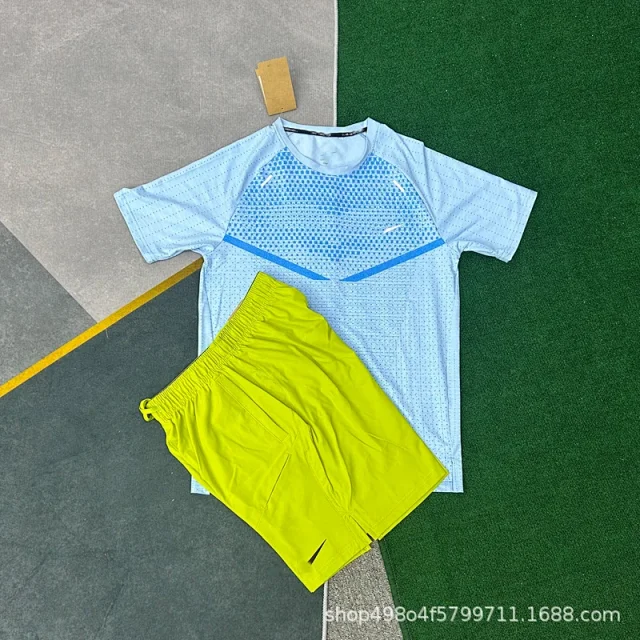 Nike Matching Sets Short-Sleeve Running T-Shirt and Shorts Set product detail image 17