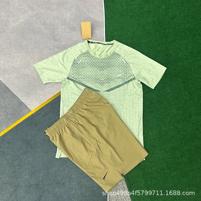 Nike Matching Sets Short-Sleeve Running T-Shirt and Shorts Set product detail image 22