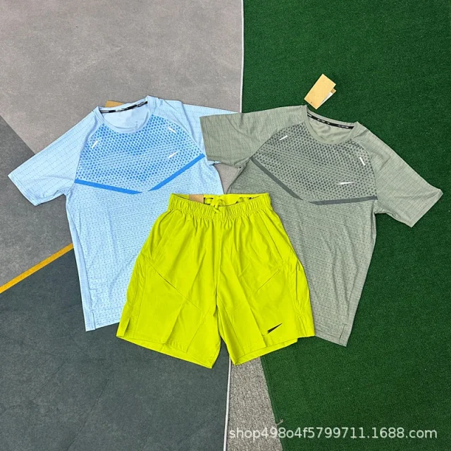 Nike Matching Sets Short-Sleeve Running T-Shirt and Shorts Set product detail image 25