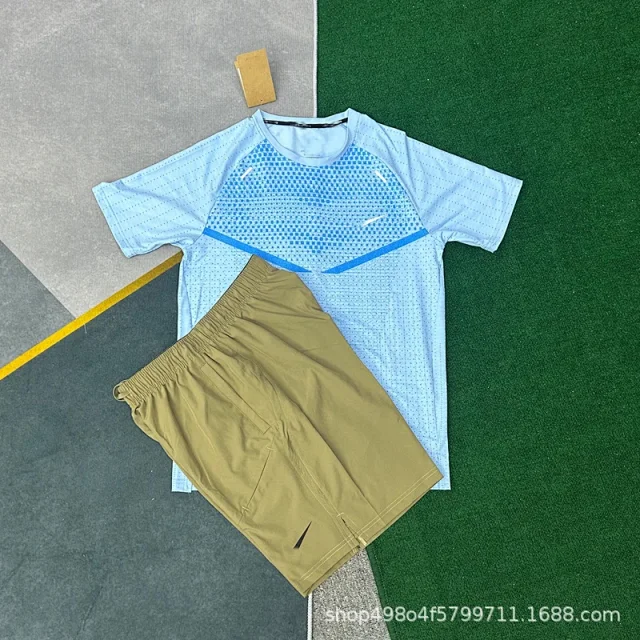 Nike Matching Sets Short-Sleeve Running T-Shirt and Shorts Set product detail image 18
