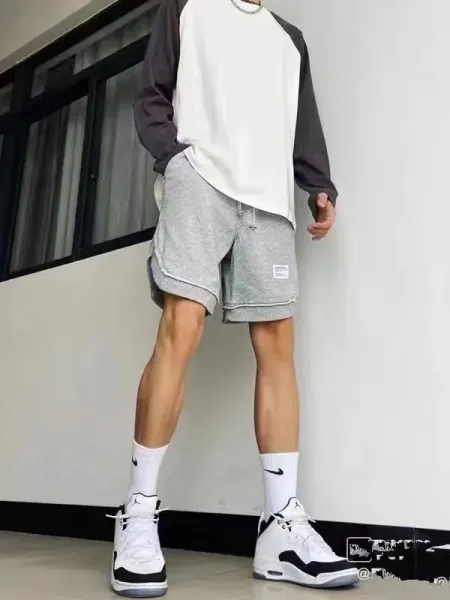 Nike Swoosh Logo Crew Socks Pack - Gray, Black, White Socks - 34