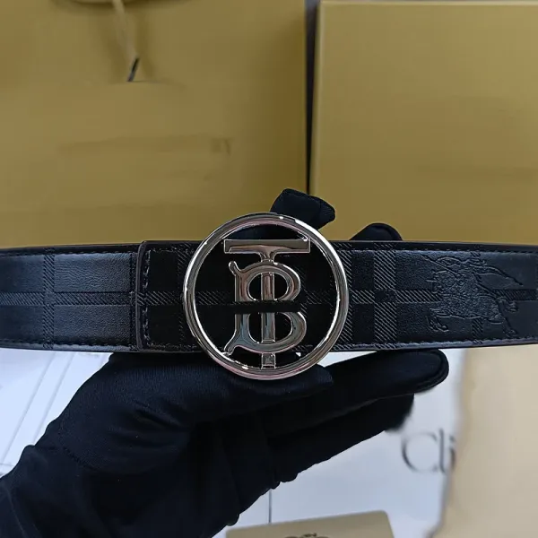 Burberry Check Belt with TB Logo in Beige and Brown Paired with Distressed Blue Jeans - 20