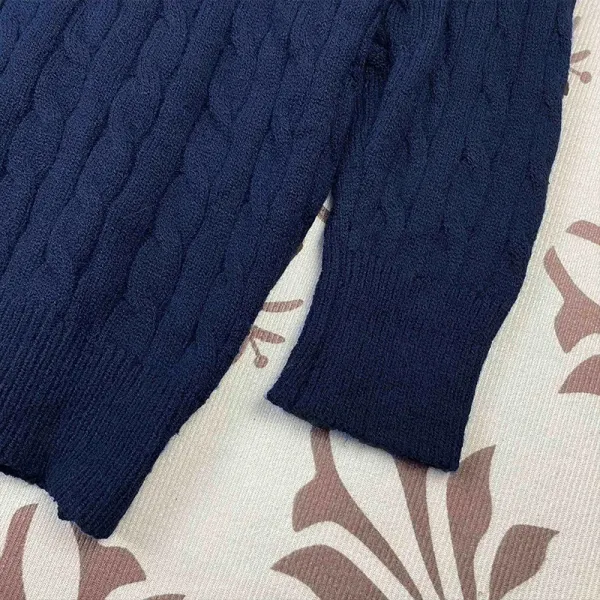 Design Cable Knit Red Sweater - 17