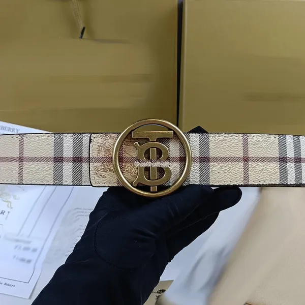 Burberry Check Belt with TB Logo in Beige and Brown Paired with Distressed Blue Jeans - 7