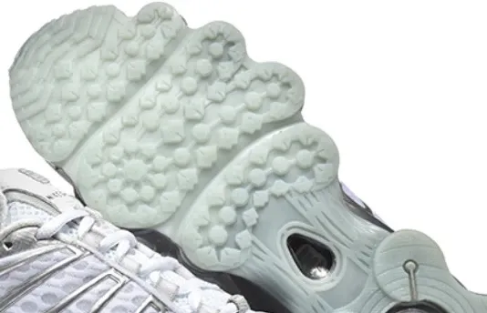 Nike Shox R4 White/Black/Silver Sneakers - 2