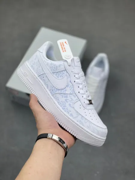 Nike Air Force 1 Low 'Cactus Jack' White Lime Teal Sneakers - 20