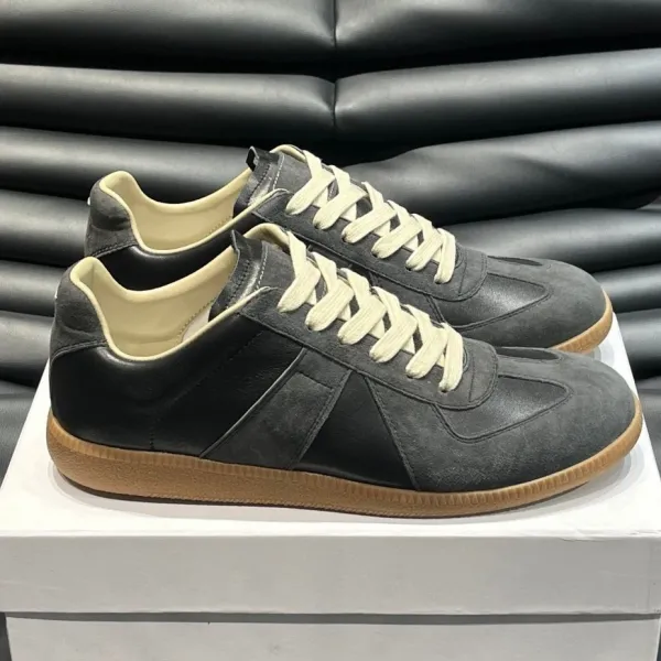 Maison Margiela Replica Sneakers Black Sneakers - 10