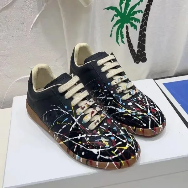 Maison Margiela Replica Sneakers Black Sneakers - 21