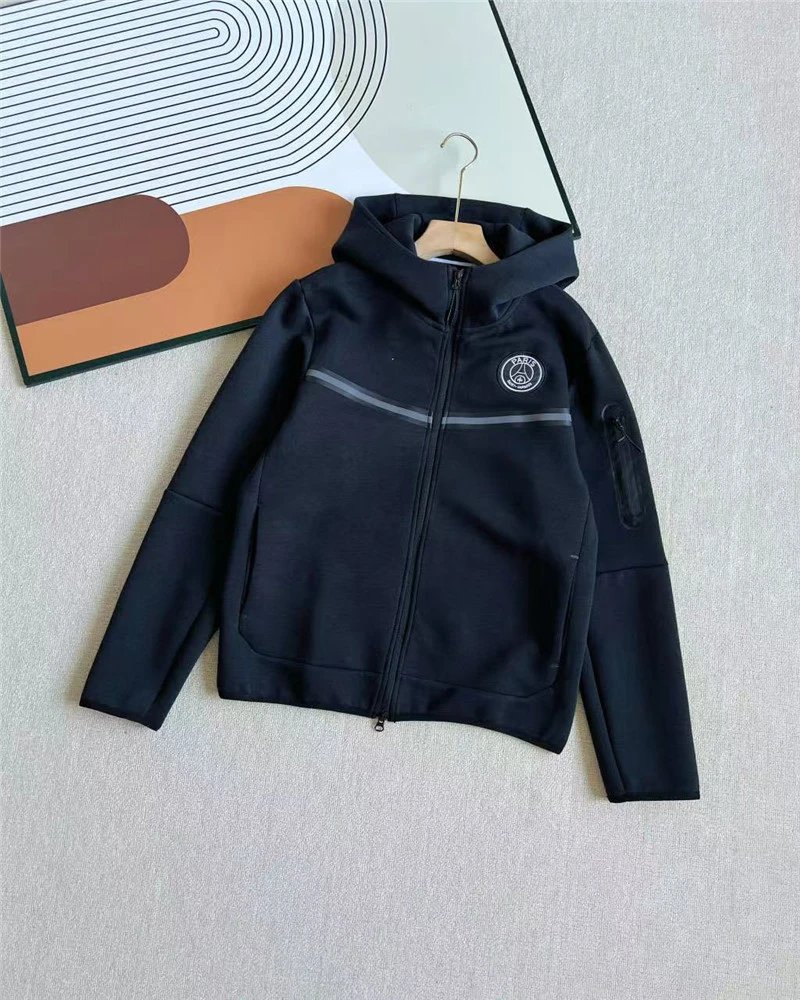 Embroidered Knit Tracksuit photo 4
