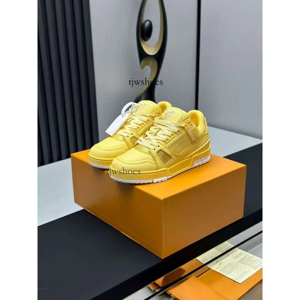Louis Vuitton Sneakers LV Trainer low-top monogram — 10