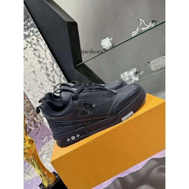 Louis Vuitton Sneakers LV Trainer low-top monogram product detail image 23