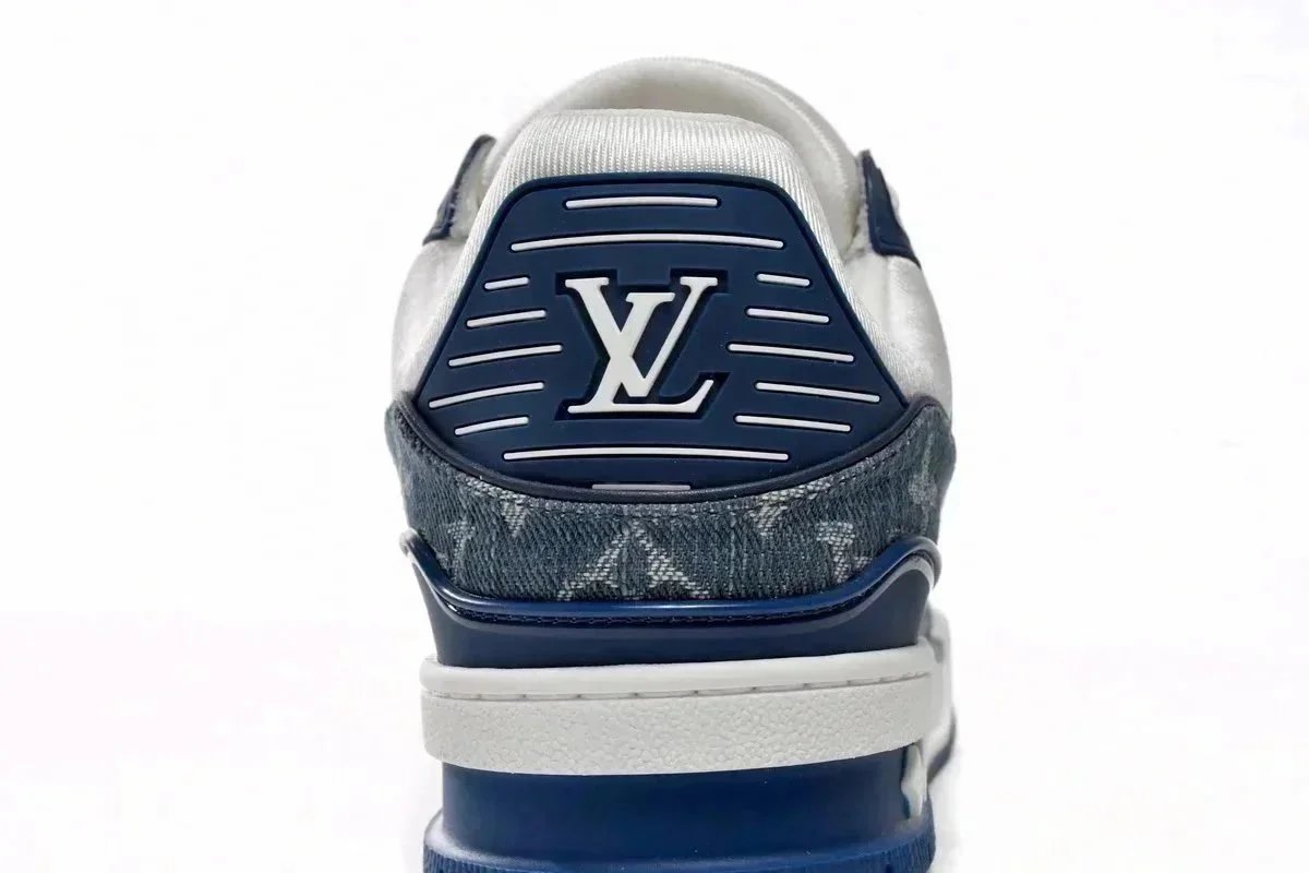 Louis Vuitton Archlight White and Gray Chunky Sneakers - 4