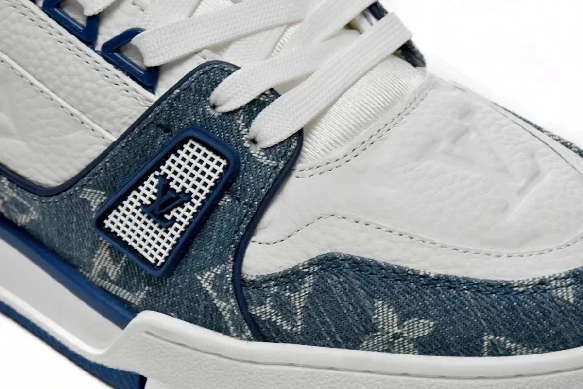 Louis Vuitton Archlight White and Gray Chunky Sneakers - 9