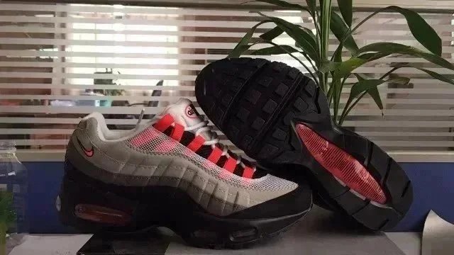 Nike Air Max 95 Sneakers product photo 4
