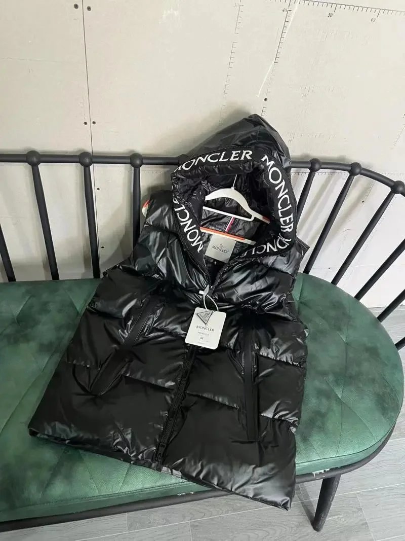 Moncler Down Jackets Hooded color-block puffer jacket — 20