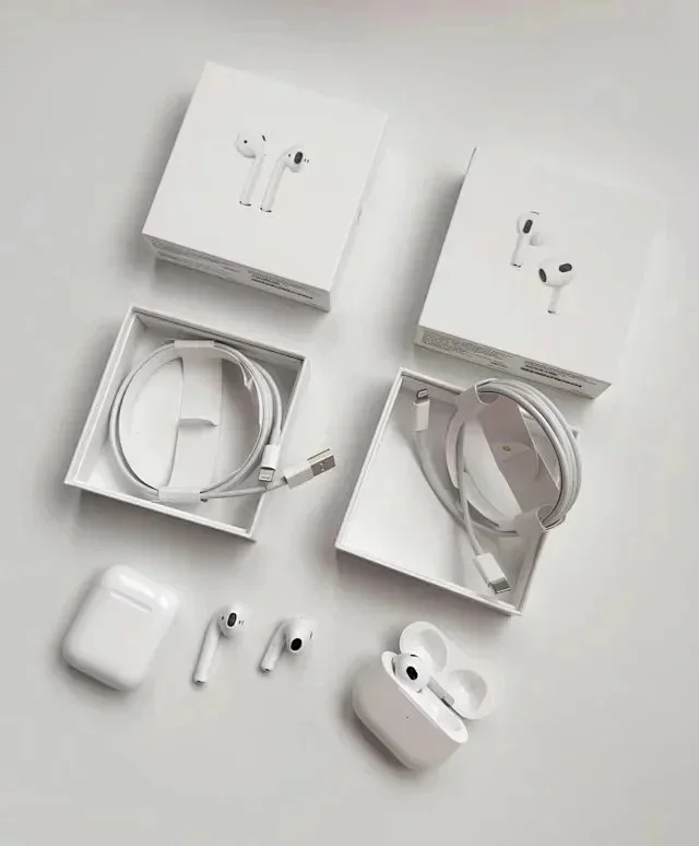 Unbranded Wireless in-ear earbuds with charging case product detail image 8