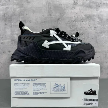 Off-White Off White Sneaker