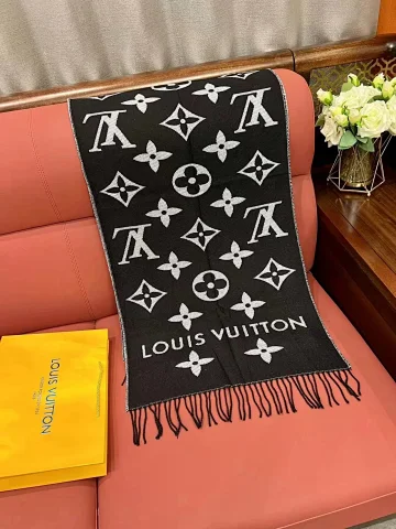 Louis Vuitton Louis Vuitton Scarf