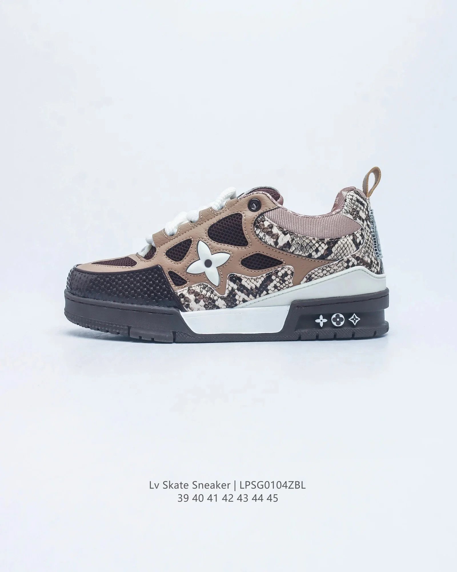 Louis Vuitton LV Trainer Sneaker — 40
