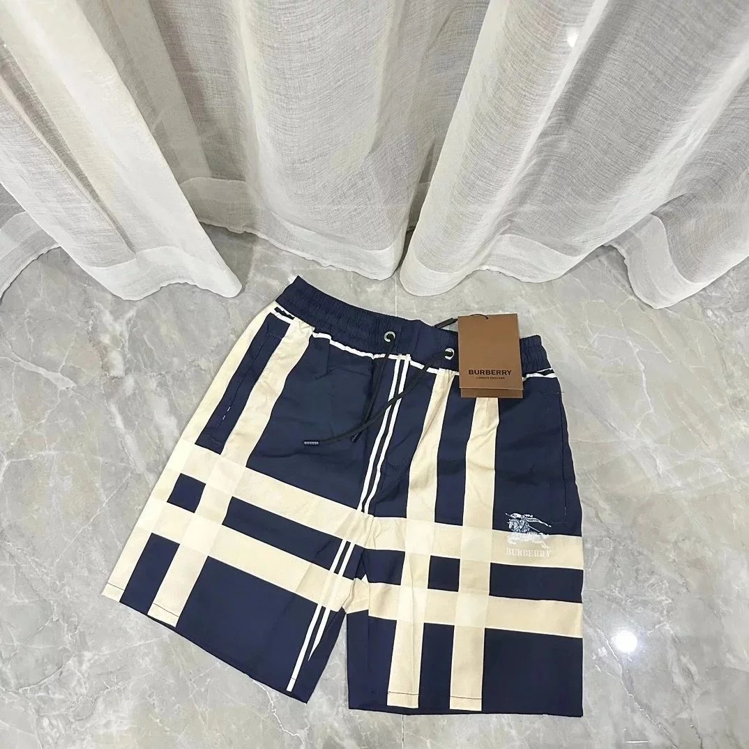 Burberry Check Print Shorts [17 styles]