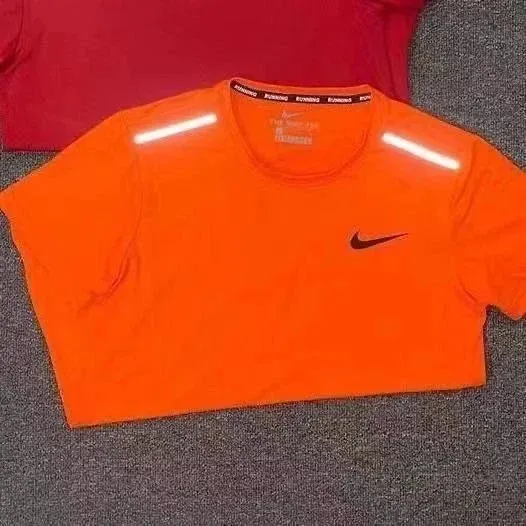 Nike Running Reflective Short-Sleeve Top Orange - 1