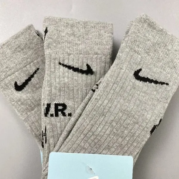 Nike Swoosh Logo Crew Socks Gray - 1