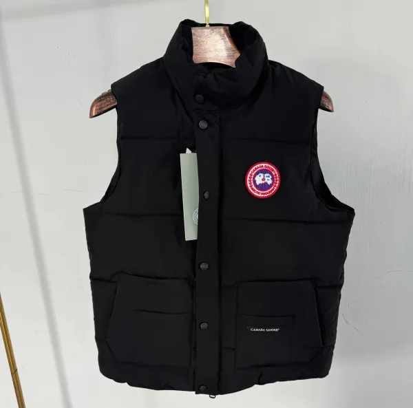 Canada Goose Arctic Program Vest Black - 1