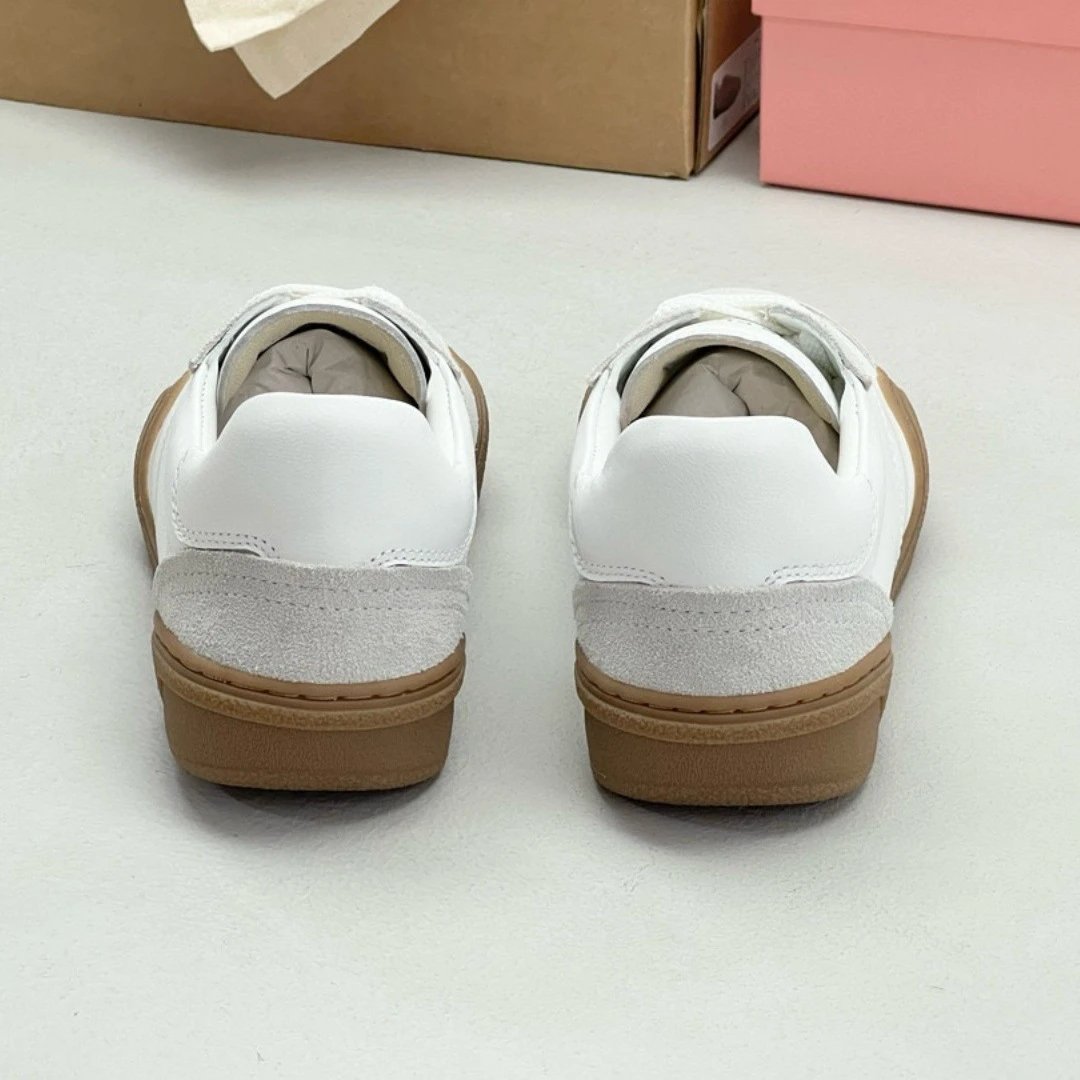 Design Pink Star-Embellished Suede Sneakers - 6