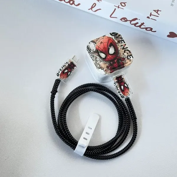 Design Spider-Man Themed Coiled Cable with Charging Adapter and Storage Case Phone Accessories - 1