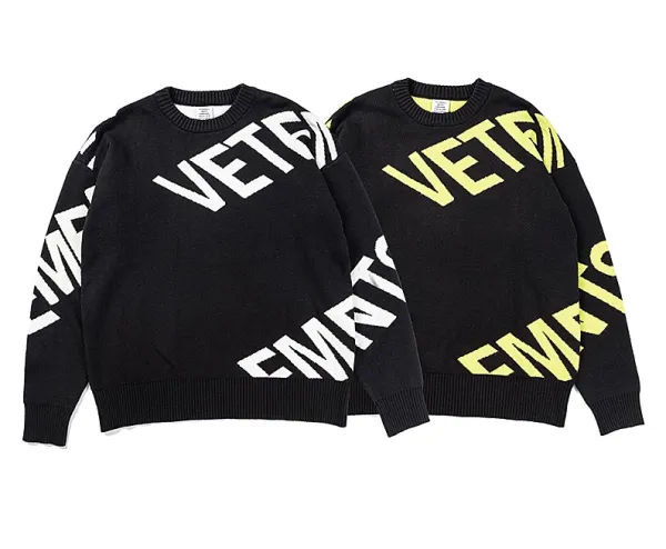 Vetements Oversized Logo Knit Sweater Black - 10
