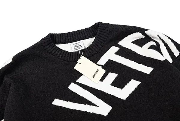 Vetements Oversized Logo Knit Sweater Black - 15