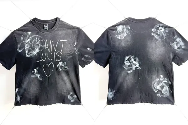 Saint Tears Saint Louis Distressed Graphic T-Shirt Black - 1