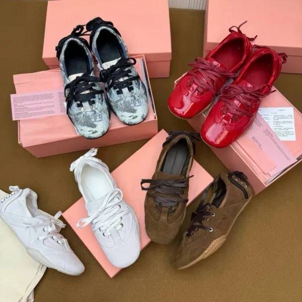 Prada Re-Nylon Sneakers Red Patent Leather - 3