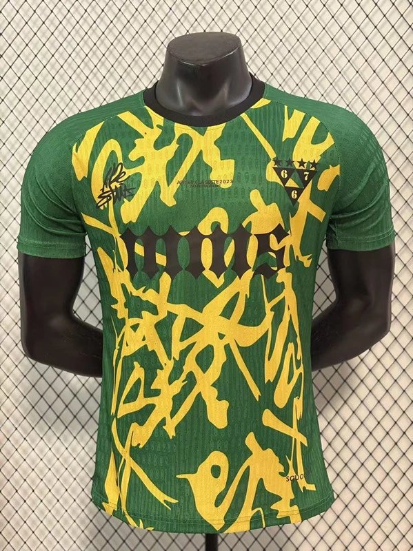 Design 'MOIS' Graffiti Print Green Yellow T-Shirt - 1