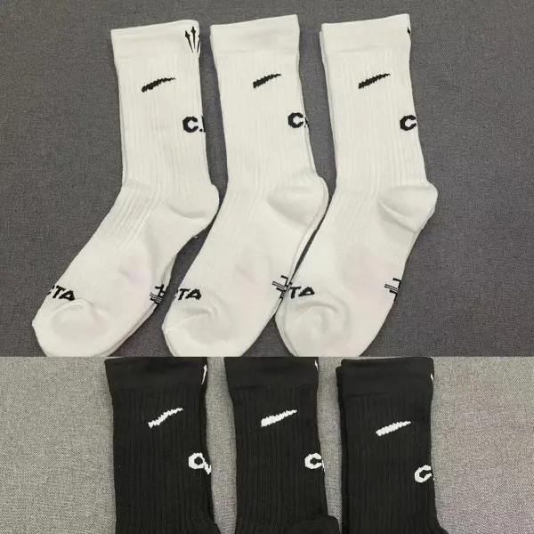 Nike Swoosh Logo Crew Socks Black and White - 2