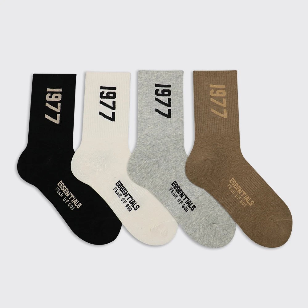 1977 Mid-Calf Crew Socks