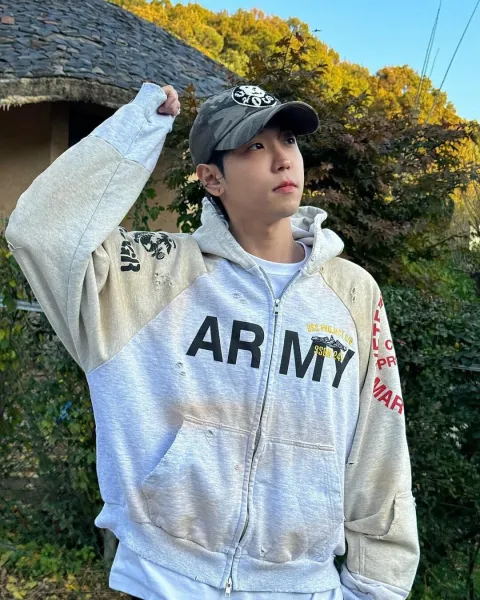 Philipp Plein x Custom Military-Style Zip-Up Hoodie in Gray with Camo Cap - 17