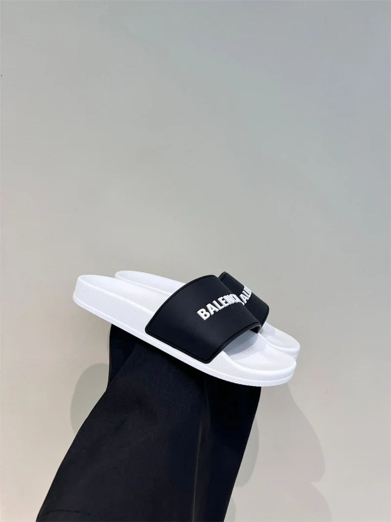 Balenciaga slippers couple style soft-soled beach sandals for outer wear | Superrbuy Spreadsheet