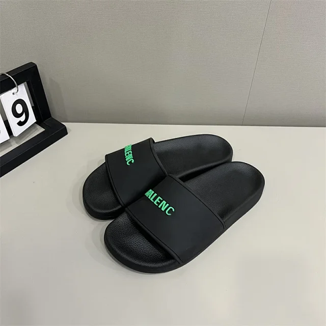 Balenciaga Slippers Logo Pool Slides product detail image 5