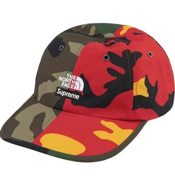 Supreme x The North Face Camo Print Baseball Cap - 1