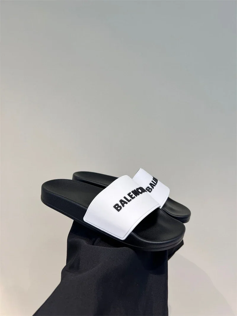 Balenciaga slippers couple style soft-soled beach sandals for outer wear | Superrbuy Spreadsheet