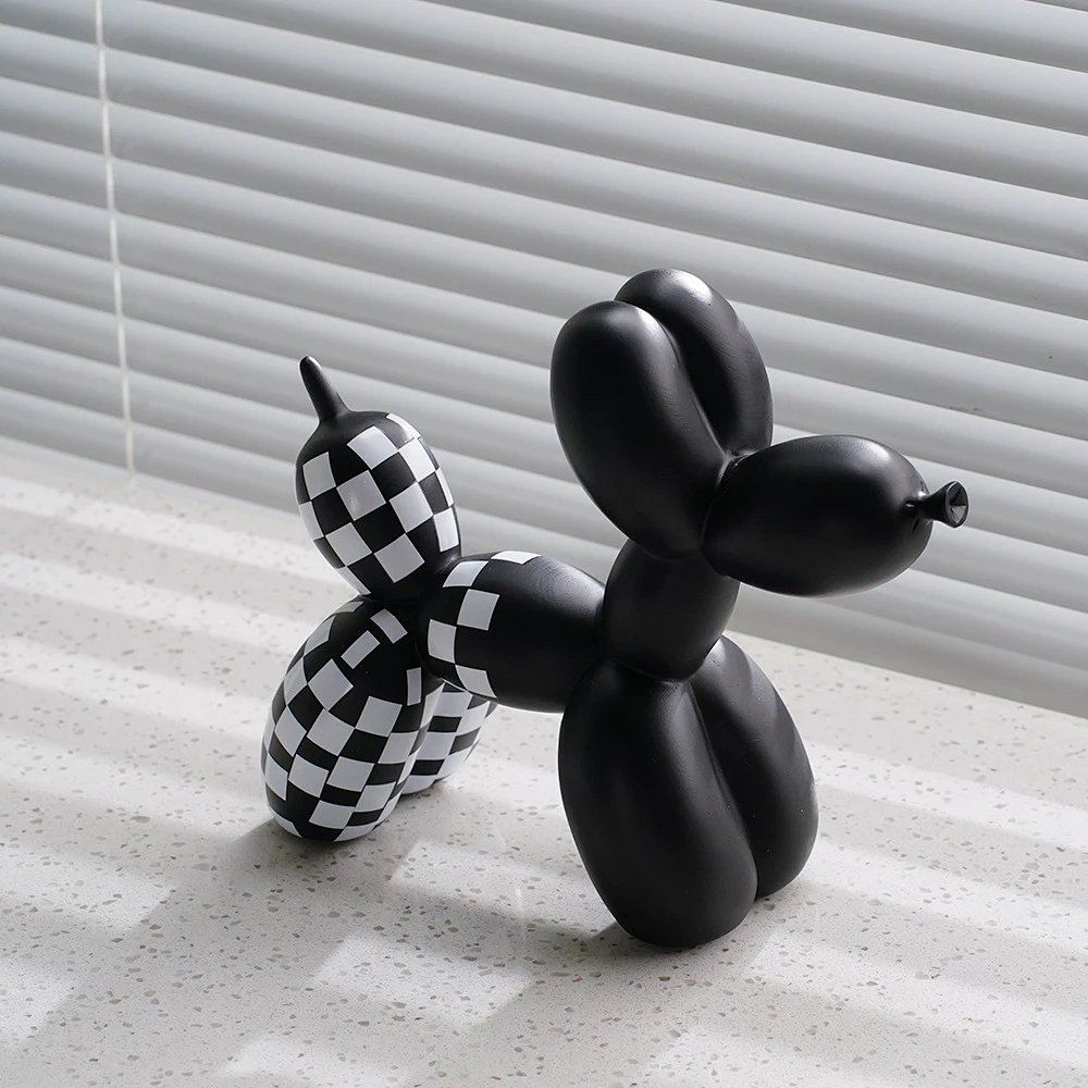 Balloon Dog Figurine