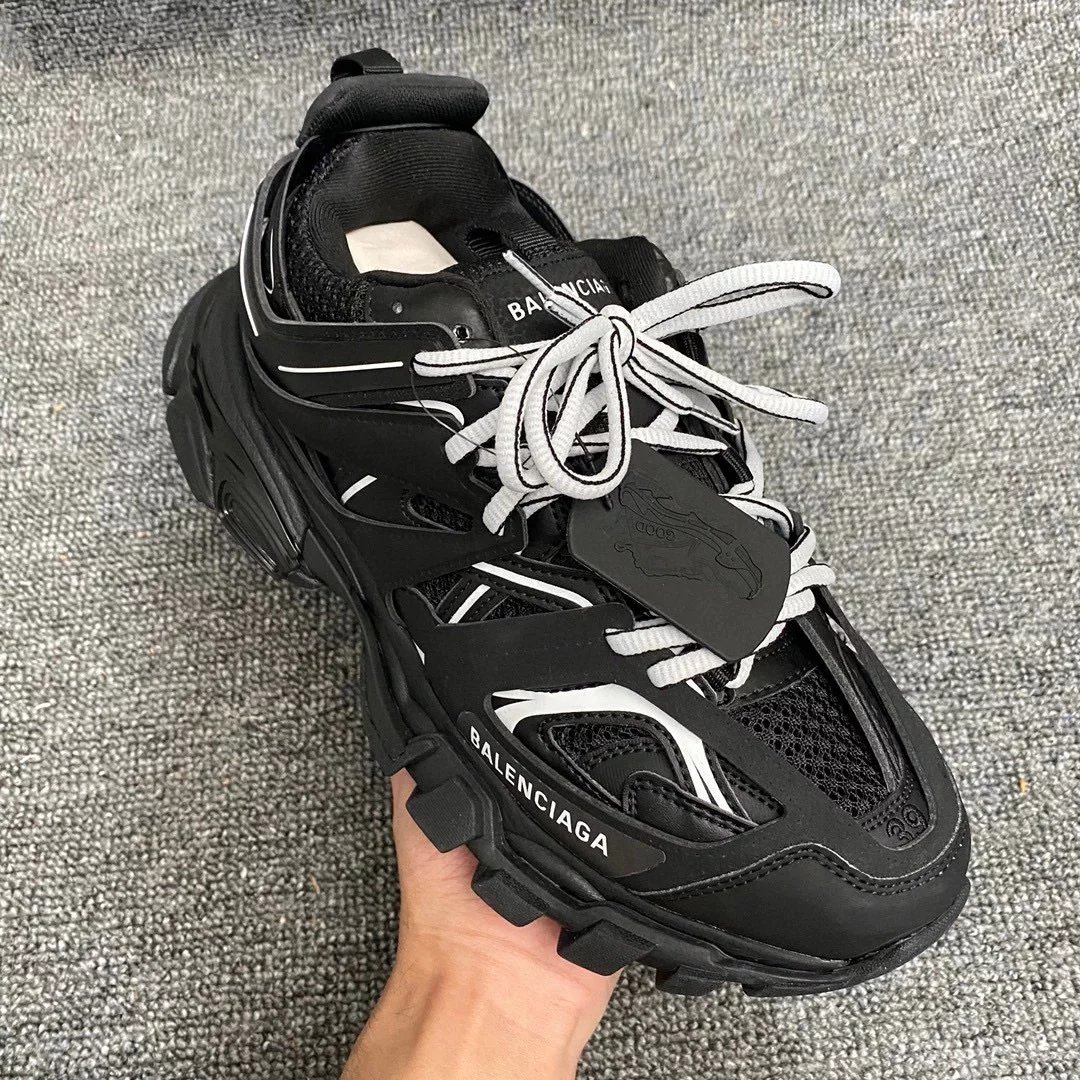 Balenciaga Sneakers Track 3.0 — Black and white
