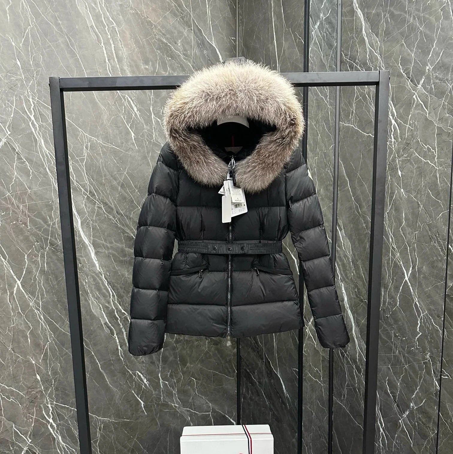 Moncler Down Jackets Belted fur-trim hood puffer jacket — Black with a brown fur collar