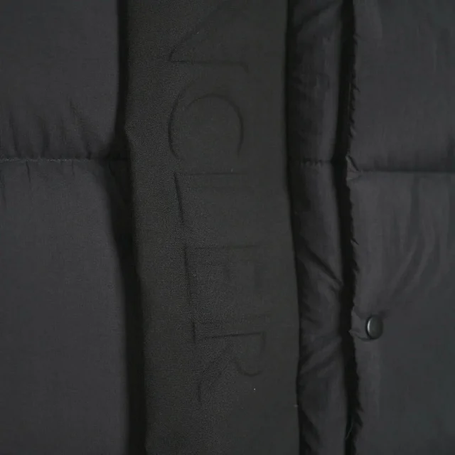 Moncler Down Jackets Madeira hooded puffer jacket product detail image 8