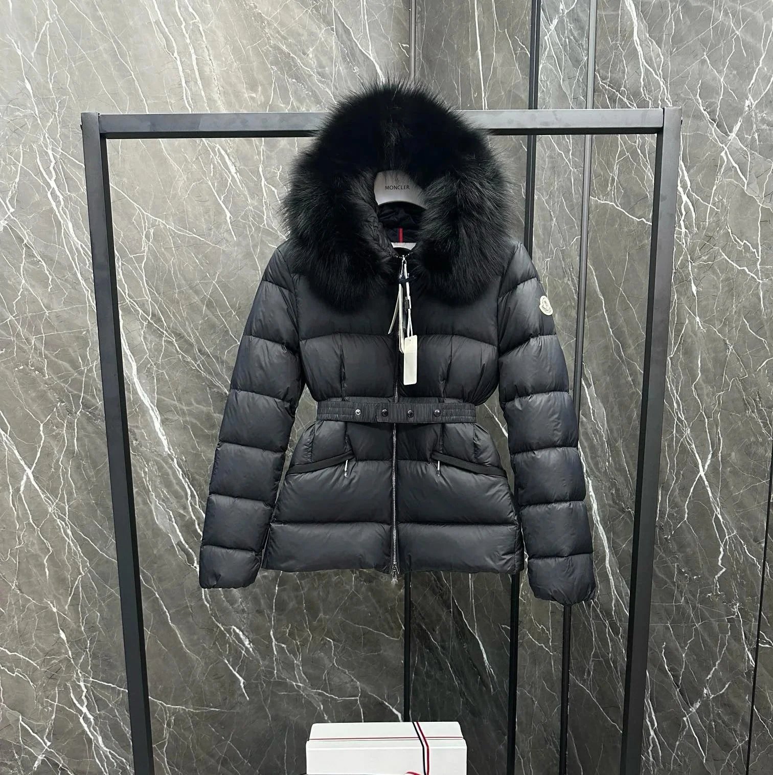 Moncler Down Jackets Belted fur-trim hood puffer jacket — Black with a black fur collar